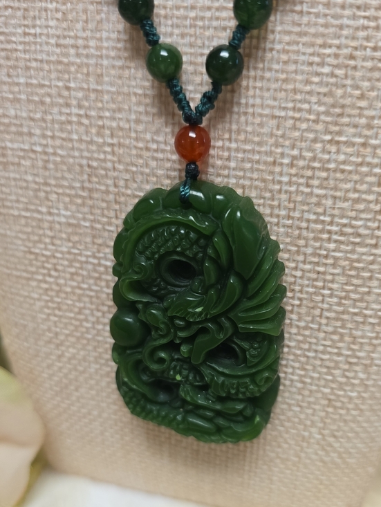 Jewelry - Faux Jade Dragon Pendant W/ Nephrite Jade Beaded Necklace